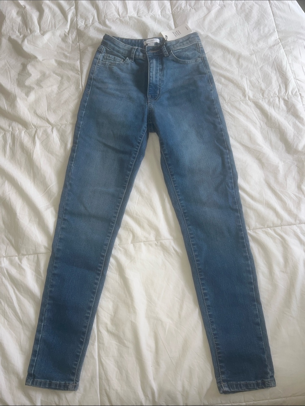 Forever 21 Medium Blue High-Rise Skinny Jeans